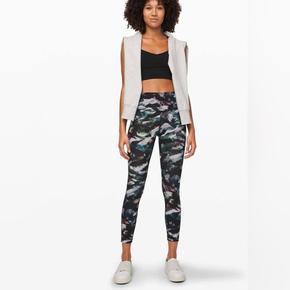 lululemon athletica Pants - Lululemon Wunder Under High-Rise Tight 25" *Full-On Luxtreme Size 10